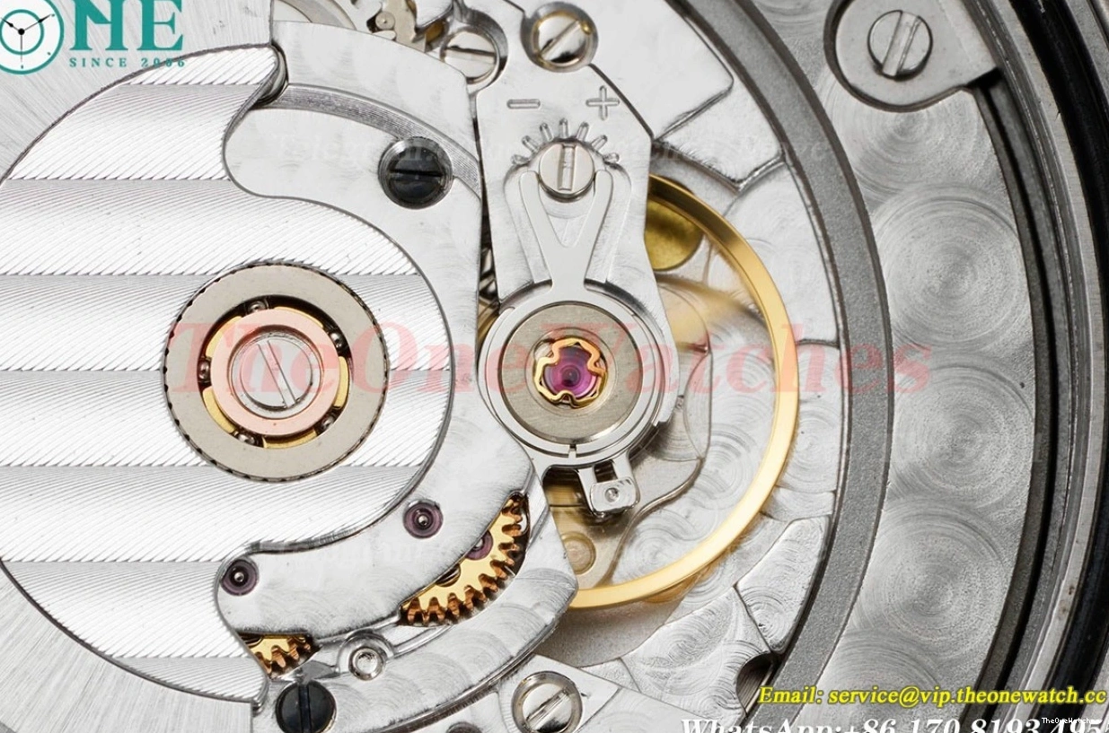 Blue A2824 Stk SS 43mm SS TF Avenger 0210